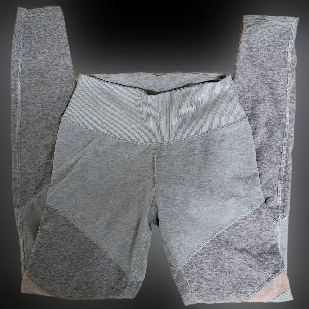 Alo yoga athletic leggings - medium